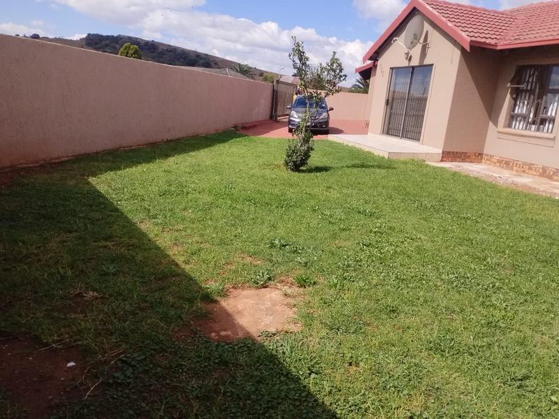 3 Bedroom Property for Sale in Zakariyya Park Gauteng