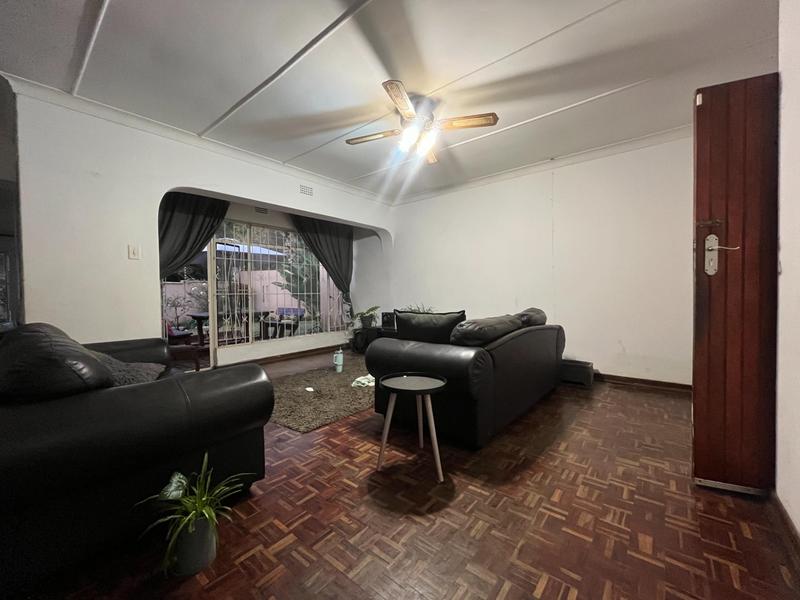 4 Bedroom Property for Sale in Farrarmere Gauteng
