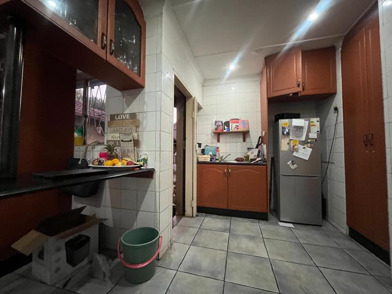 4 Bedroom Property for Sale in Farrarmere Gauteng
