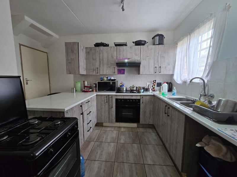 2 Bedroom Property for Sale in Annlin Gauteng