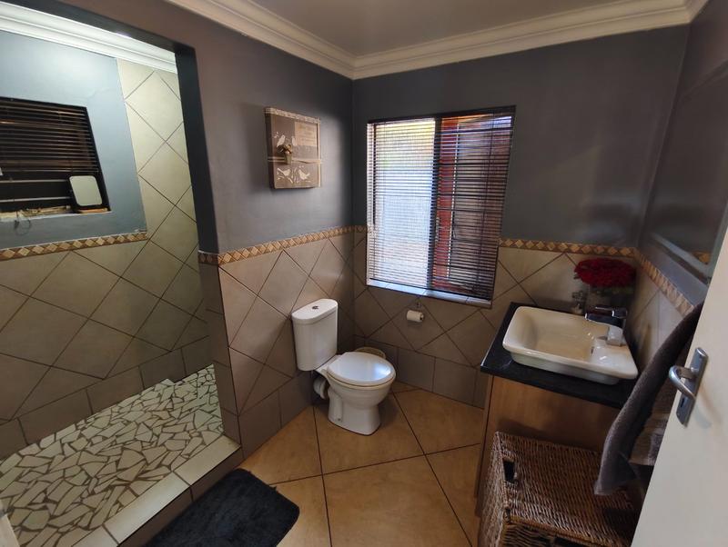 4 Bedroom Property for Sale in Doornpoort Gauteng