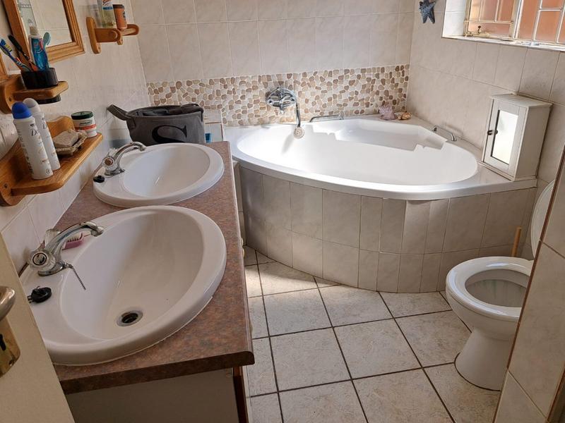 3 Bedroom Property for Sale in Montana Park Gauteng
