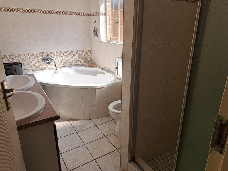 3 Bedroom Property for Sale in Montana Park Gauteng
