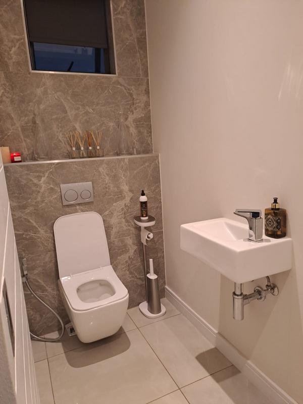 To Let 1 Bedroom Property for Rent in Houghton Estate Gauteng