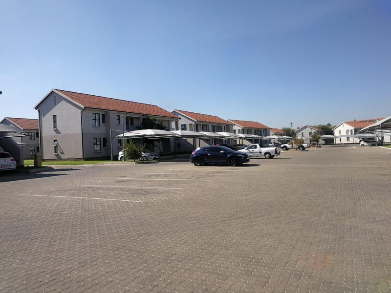 2 Bedroom Property for Sale in Lakefield Gauteng