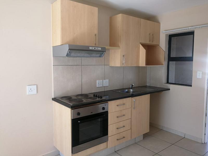 2 Bedroom Property for Sale in Lakefield Gauteng