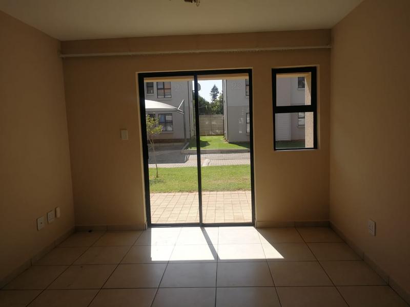2 Bedroom Property for Sale in Lakefield Gauteng