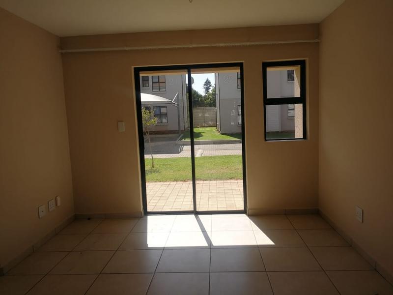 2 Bedroom Property for Sale in Lakefield Gauteng