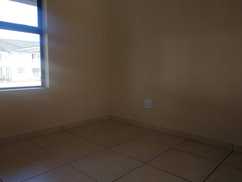 2 Bedroom Property for Sale in Lakefield Gauteng