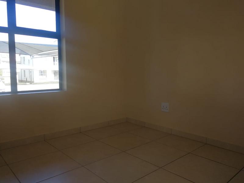 2 Bedroom Property for Sale in Lakefield Gauteng