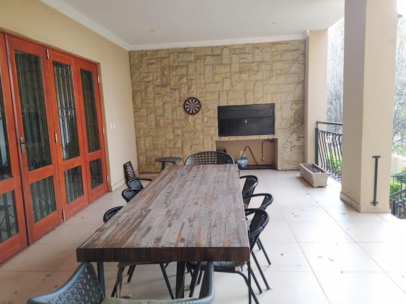 To Let 5 Bedroom Property for Rent in Waterkloof Ridge Gauteng