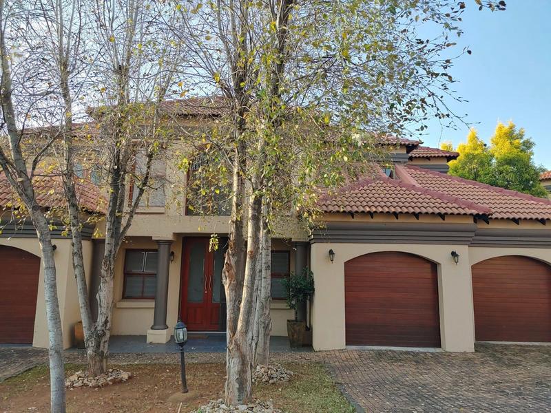To Let 5 Bedroom Property for Rent in Waterkloof Ridge Gauteng