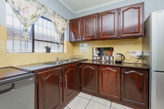 3 Bedroom Property for Sale in Brackenhurst Gauteng