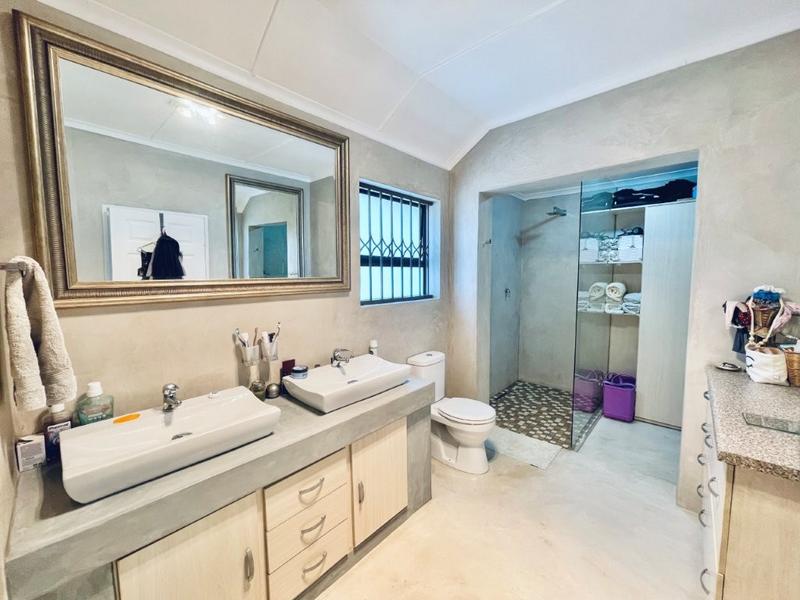3 Bedroom Property for Sale in Brackenhurst Gauteng