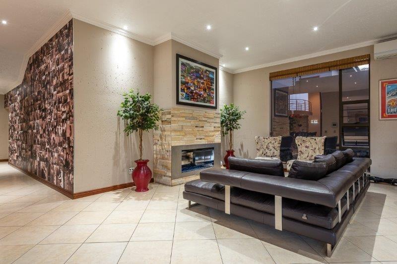 6 Bedroom Property for Sale in Meyersdal Gauteng