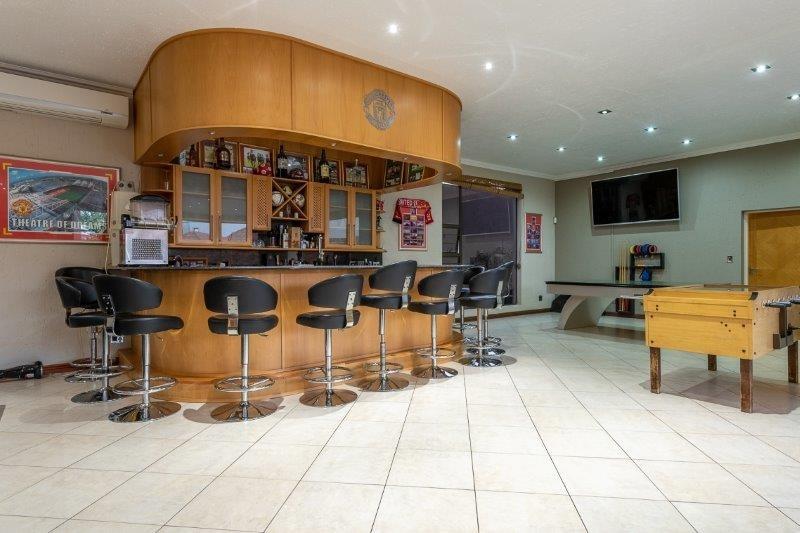 6 Bedroom Property for Sale in Meyersdal Gauteng