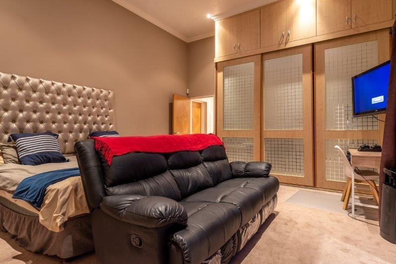 6 Bedroom Property for Sale in Meyersdal Gauteng