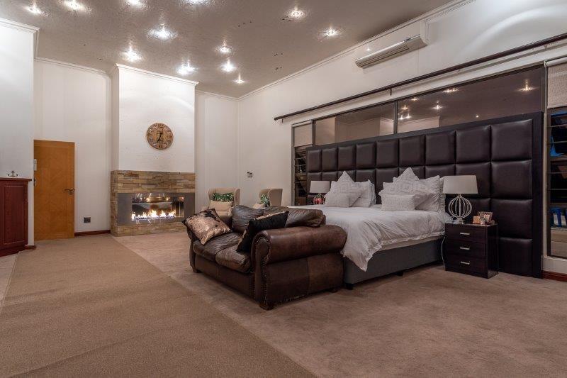 6 Bedroom Property for Sale in Meyersdal Gauteng