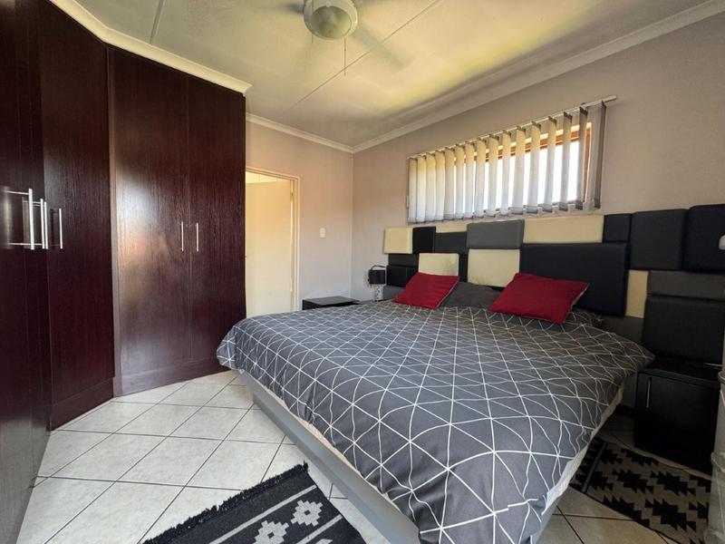 2 Bedroom Property for Sale in Meyersdal Gauteng
