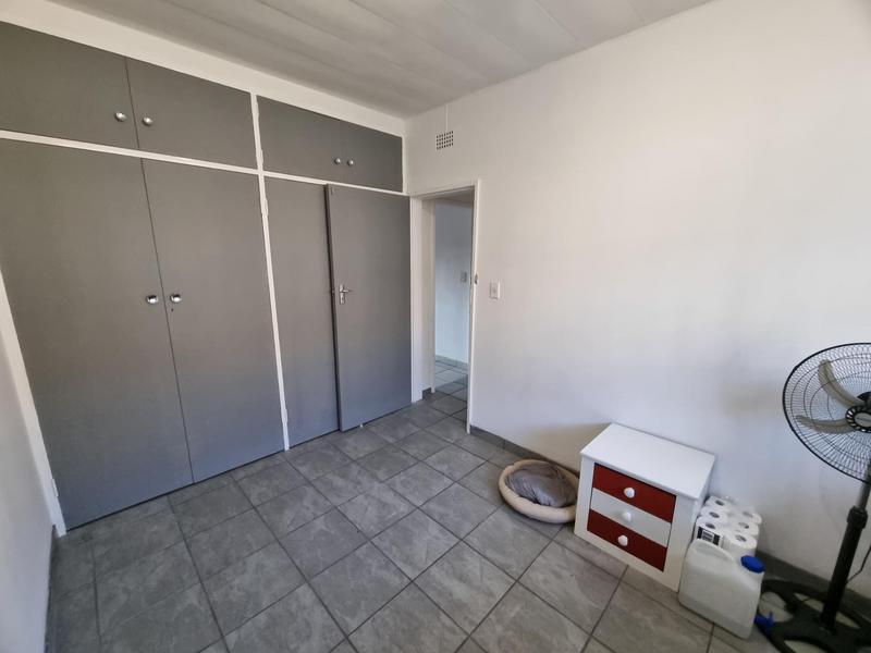 2 Bedroom Property for Sale in New Redruth Gauteng