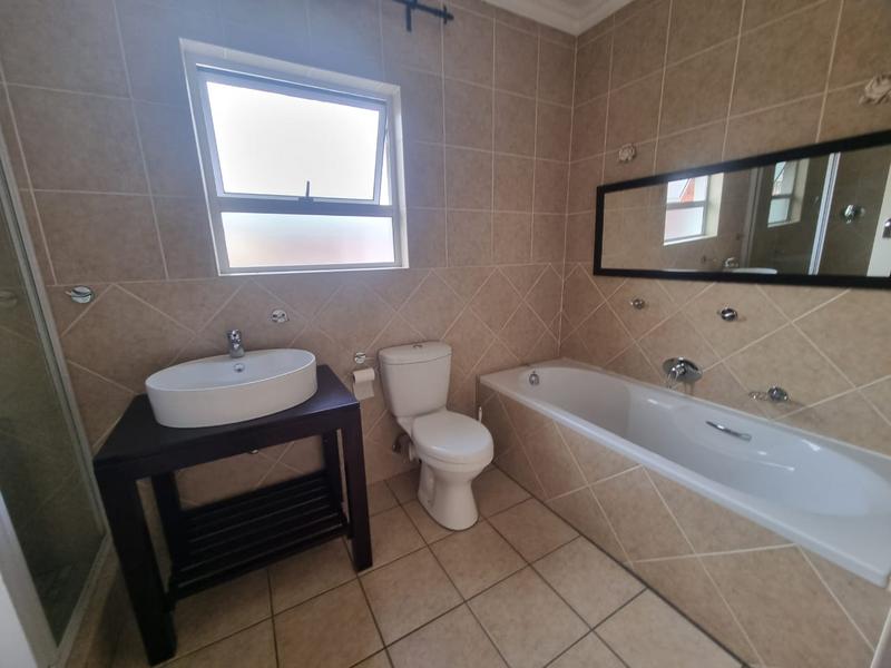 3 Bedroom Property for Sale in New Redruth Gauteng