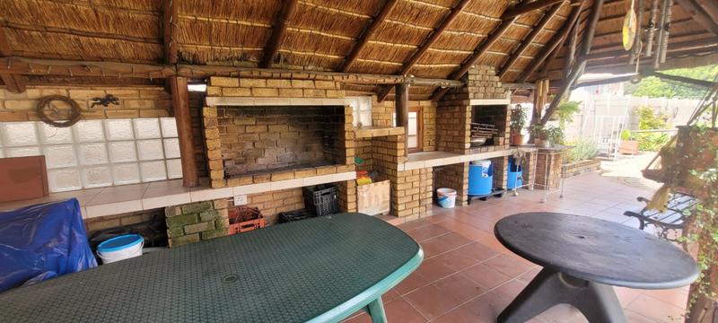 3 Bedroom Property for Sale in Verwoerdpark Gauteng