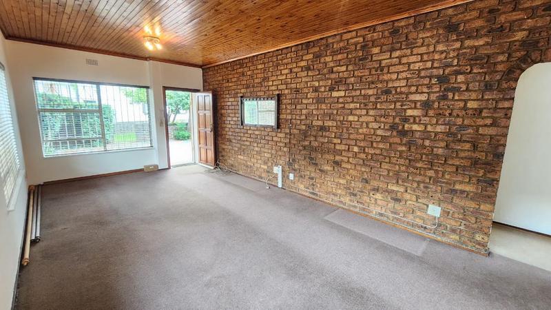 2 Bedroom Property for Sale in Albemarle Gauteng