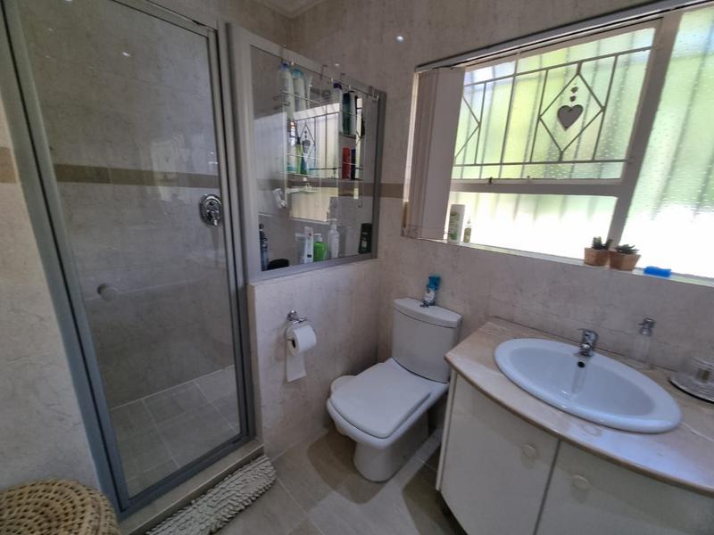 3 Bedroom Property for Sale in Glenvista Gauteng