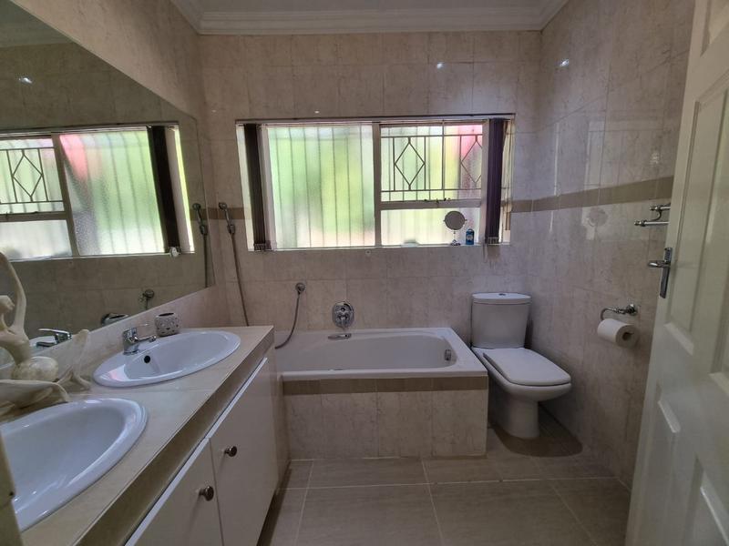 3 Bedroom Property for Sale in Glenvista Gauteng