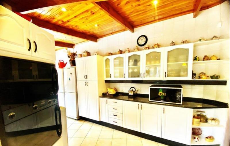 5 Bedroom Property for Sale in Glenvista Gauteng