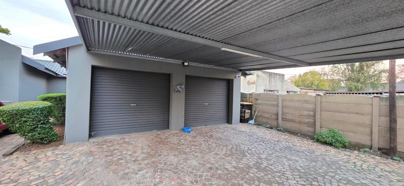 4 Bedroom Property for Sale in Three Rivers Gauteng