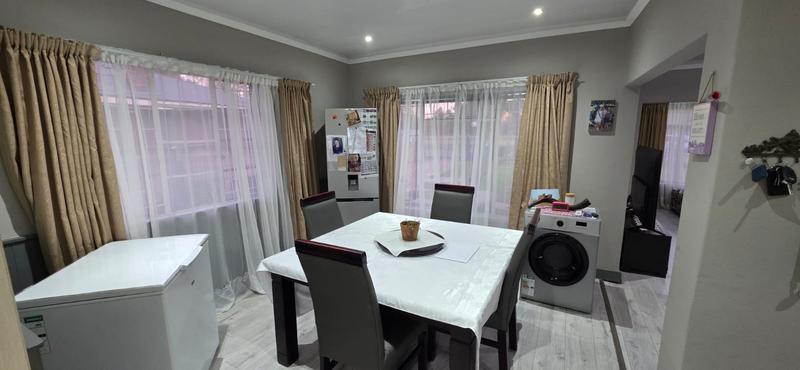 4 Bedroom Property for Sale in Three Rivers Gauteng