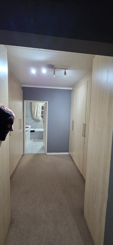 4 Bedroom Property for Sale in Three Rivers Gauteng