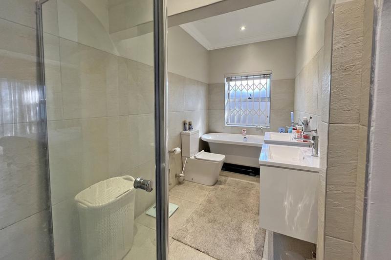 3 Bedroom Property for Sale in Norwood Gauteng