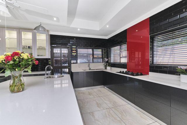 To Let 4 Bedroom Property for Rent in Sunninghill Gauteng