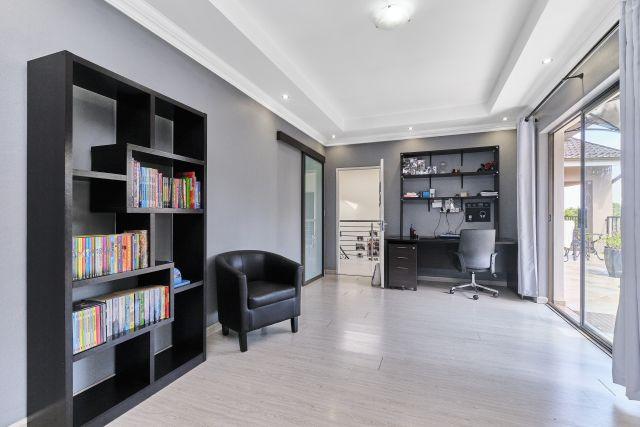 To Let 4 Bedroom Property for Rent in Sunninghill Gauteng
