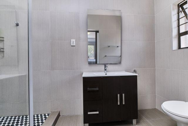 To Let 4 Bedroom Property for Rent in Sunninghill Gauteng