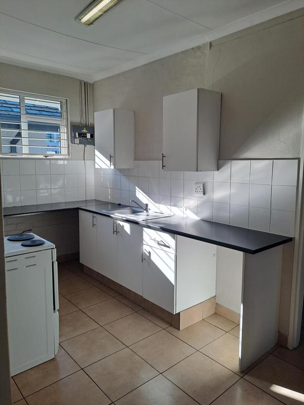 1 Bedroom Property for Sale in Emmarentia Gauteng