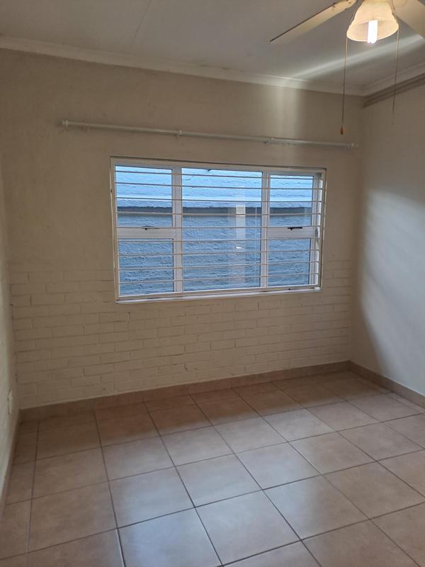 1 Bedroom Property for Sale in Emmarentia Gauteng