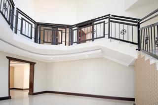To Let 5 Bedroom Property for Rent in Eldoglen Gauteng