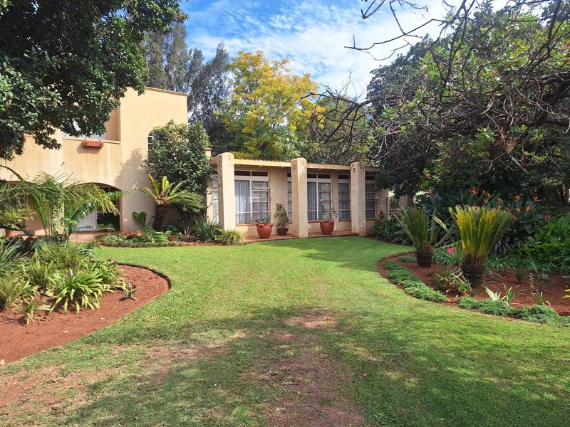 5 Bedroom Property for Sale in Meyerspark Gauteng