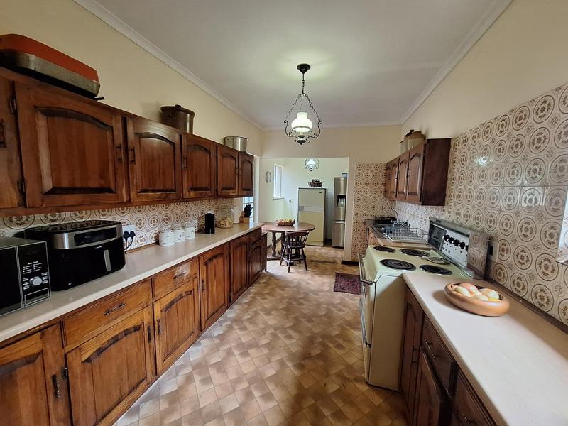 5 Bedroom Property for Sale in Meyerspark Gauteng