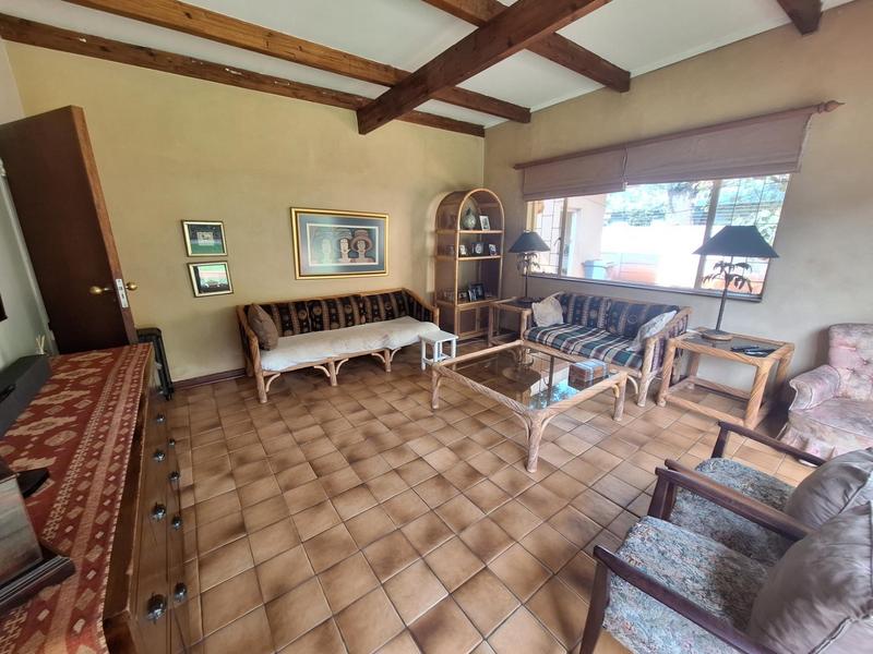 5 Bedroom Property for Sale in Meyerspark Gauteng