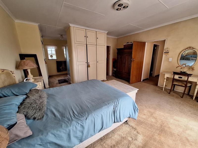 5 Bedroom Property for Sale in Meyerspark Gauteng