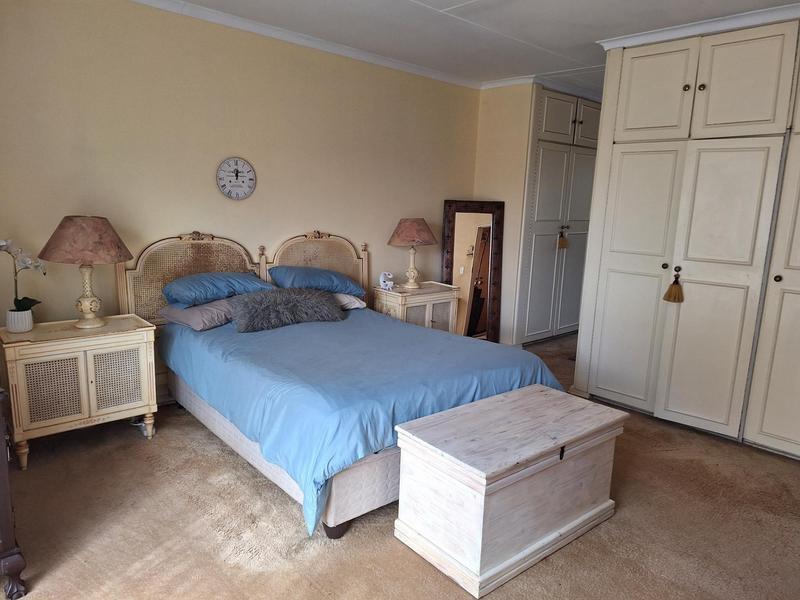 5 Bedroom Property for Sale in Meyerspark Gauteng