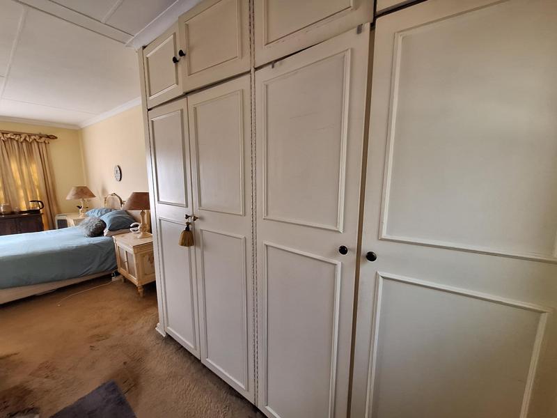 5 Bedroom Property for Sale in Meyerspark Gauteng