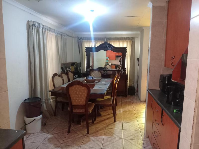 To Let 2 Bedroom Property for Rent in Ebony Park Gauteng