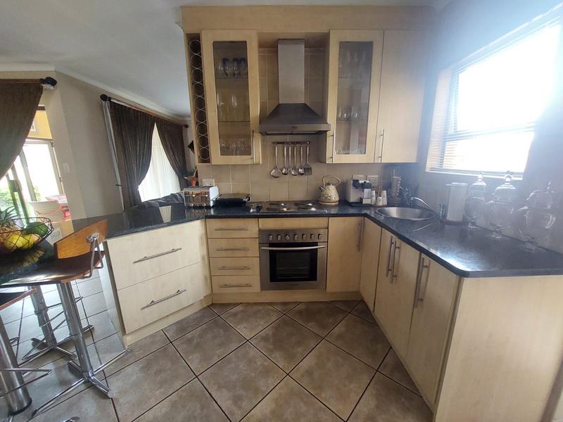 3 Bedroom Property for Sale in Thatchfield Gauteng