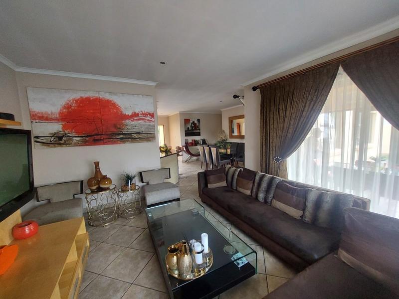 3 Bedroom Property for Sale in Thatchfield Gauteng