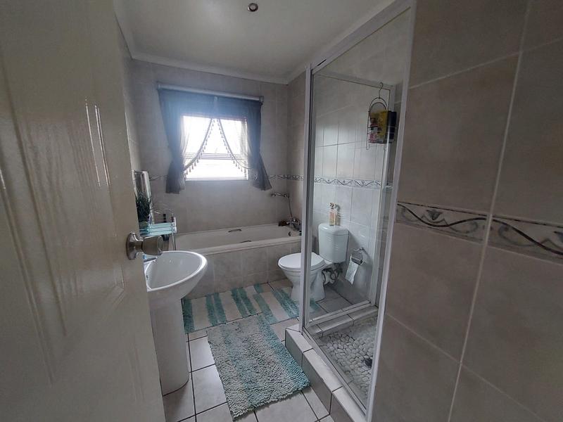 3 Bedroom Property for Sale in Thatchfield Gauteng
